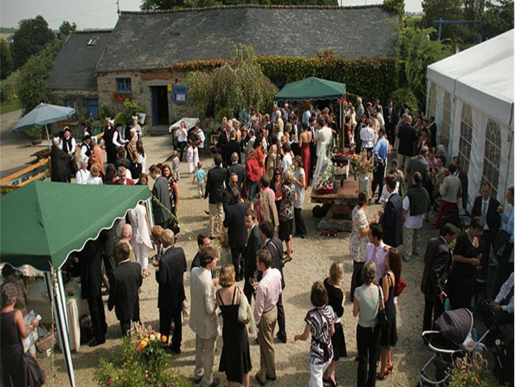 Domaine Le Puits De Jeanne Hotel Plouegat-Moysan Exterior photo